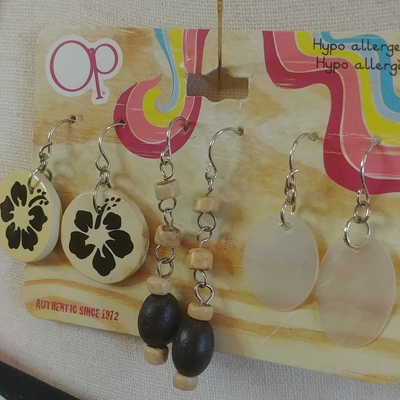 NWT OP Trio of Anklets and Trio of Wood Bead Earrings Boho - Picture 2 of 6